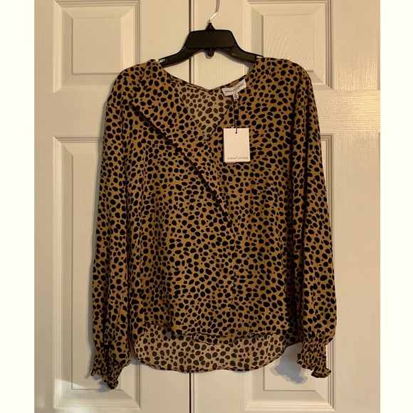 Gibson Latimer Tops - NWT Animal Print Long Sleeve Top